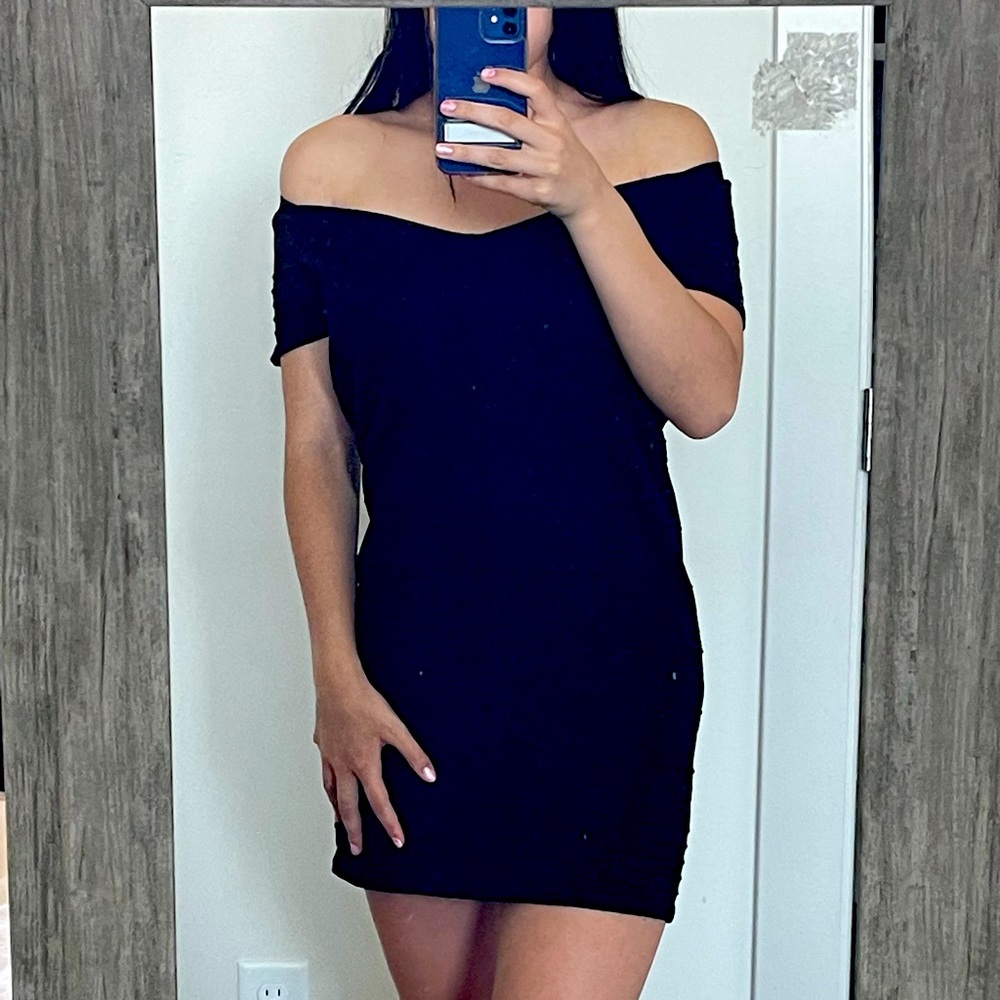 Sleek Black Poof Couture Mid-Length Dress Size L